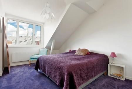 vigas en el techo ventanas redondas muebles nórdicos inspiración áticos fotografías áticos diseño nórdico diseño escandinavo decoración en blanco decoración áticos cocinas modernas cocinas blancas baño moderno baño de diseño ático estilo nórdico 