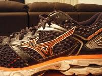 ¿cómo se coloca el chip en la zapatilla?