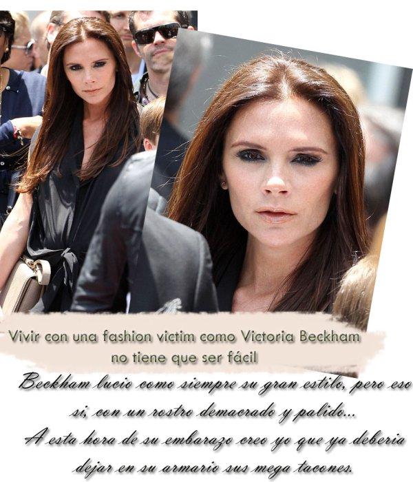 VICTORIA BECKHAM NO PARA...
