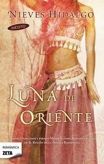 Crítica: LUNA DE ORIENTE de Nieves Hidalgo