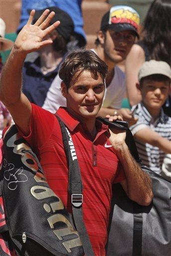 Roland Garros: Federer y Wozniacki, a tercera ronda