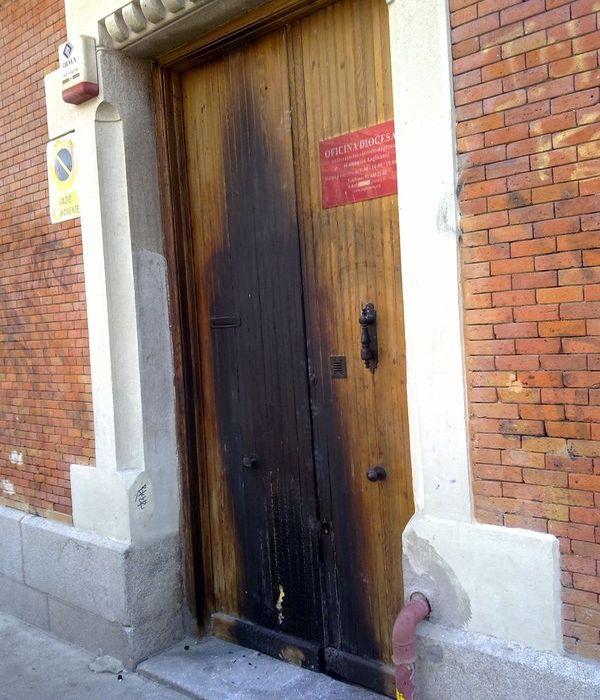 Incendio intencionado en la catedral anglicana de Madrid
