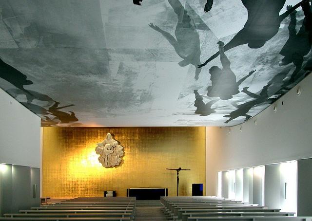 ya no (solo) son de piedra las iglesias