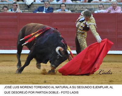 CÓRDOBA 3ª DE ABONO: JOSE LUIS MORENO ABRE LA PUERTA GRANDE