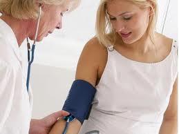 tomartensionfarmacia Controlar la tensión habitualmente evita problemas cardiovasculares