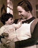 Fallece Elizabeth Eidenbenz, la fundadora de la Maternidad de Elna