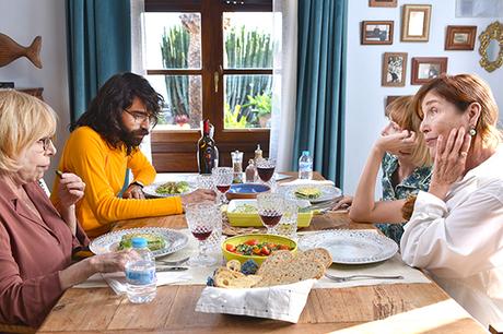 PRÓXIMAMENTE “SALIR DEL ROPERO” PRÓXIMAMENTE “SALIR DEL ROPERO”