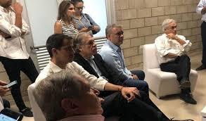 Resultado de imagen para Juan GuaidÃ³ derrotado