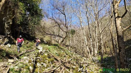 Entrando en la Riega Entrepeñes