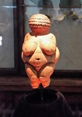 Venus de Willendorf, la escultura paleolítica que llegó a ser censurada en Facebook.