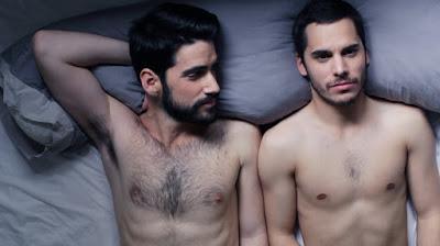 RELATO GAY. NO SOY GUAPO, SOY NORMAL. CAPÍTULO 10: ENAMORADO DE MI MEJOR AMIGO RELATO GAY. NO SOY GUAPO, SOY NORMAL. CAPÍTULO 10: ENAMORADO DE MI MEJOR AMIGO