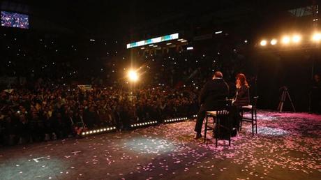 Cristina Kirchner, contundente: “Puedo mirarlos a los ojos porque nunca los traicioné” Cristina Kirchner, contundente: “Puedo mirarlos a los ojos porque nunca los traicioné”