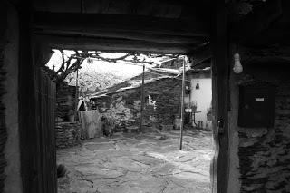 Majaelrayo 1. Pueblos negros