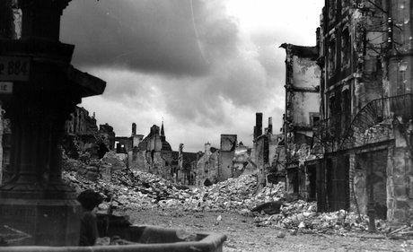 AVANCE ALIADO EN LOS DÍAS SIGUIENTES AL DESEMBARCO DE NORMANDÍA. AVANCE ALIADO EN LOS DÍAS SIGUIENTES AL DESEMBARCO DE NORMANDÍA.