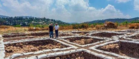 YACIMIENTO EN ISRAEL DE 9.000 AÑOS DE ANTIGÜEDAD YACIMIENTO EN ISRAEL DE 9.000 AÑOS DE ANTIGÜEDAD
