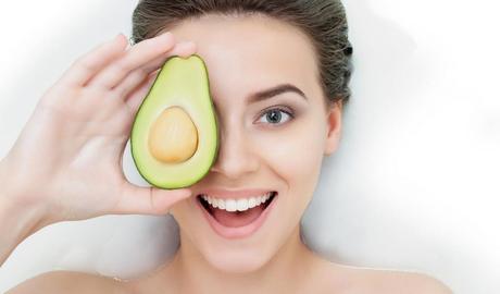 Tres pros y un contra sobre el aguacate