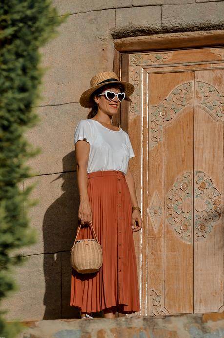 MIDI SKIRT
