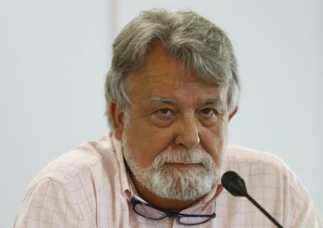 O escritor Alfredo Conde, nunha imaxe de arquivo (XESÃšS FARIÃ‘AS).