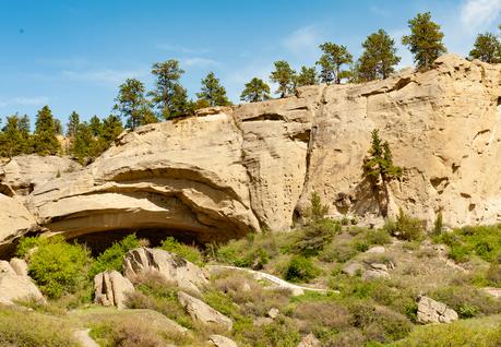▷ 6 lugares perfectos para sumergirse en la historia del sudeste de Montana Pictograph-Caves-3 ▷ 6 lugares perfectos para sumergirse en la historia del sudeste de Montana