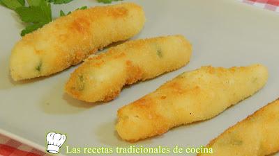 Receta fácil de croquetas muy cremosas de patata y queso sin bechamel