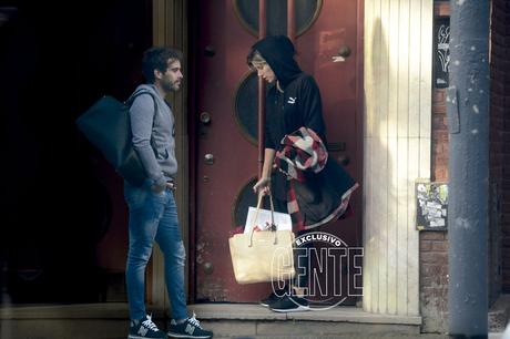 A fines de ese mes, ingresando a la sala de ensayo de âDepartamento de solteroâ.