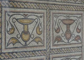 Imagen del mes: Mosaicos de la villa romana de El Hinojal o de Las Tiendas, en las cercanías de Mérida