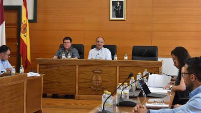 En Villarrobledo,  PP y Cs quitan las ayudas de libros a familias desfavorecidas para subvencionar los toros.