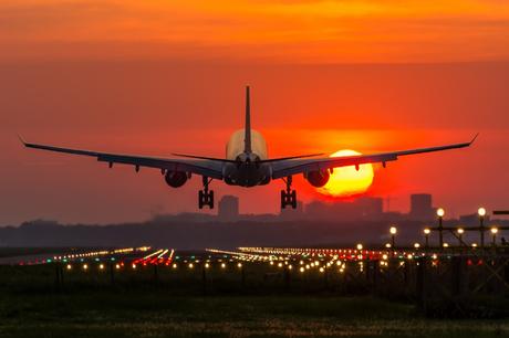 IV Concurso de Historias del viaje: “Soñar con aviones que caen”