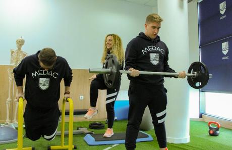 Un FP a distancia permitirá regularizar la situación de miles de monitores de gimnasio sin titulación Un FP a distancia permitirá regularizar la situación de miles de monitores de gimnasio sin titulación