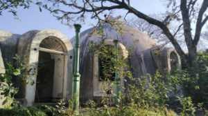 La extraña casa abandonada en Tafí Viejo a la que piden no ingresar