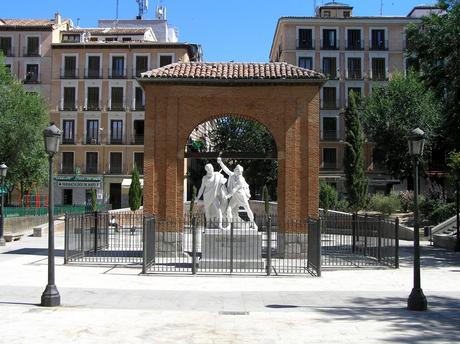 Lo que esconde el barrio de Malasaña