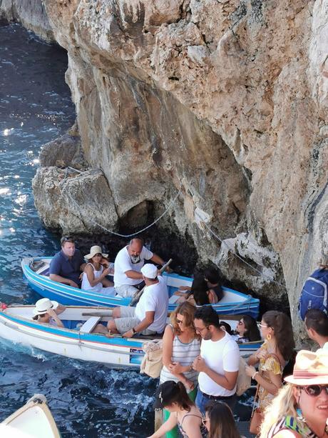 Gruta azul y monte Solaro dos imprescindibles en la visita a Capri