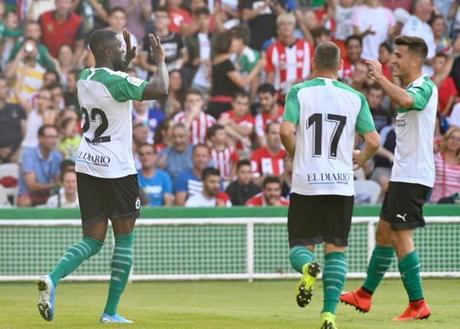 El Racing vence y convence ante el Athletic de Bilbao