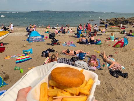 fish-and-chips-on-a-British-beach.jpg.optimal ▷ Julio de 2019: resumen de viaje y estadísticas