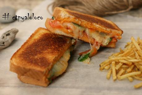 Emparedado (Sándwich) de tomate y queso