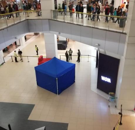 Mujer se quitó la vida tras lanzarse del 5 piso del Mall Costanera Center