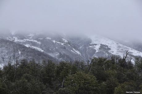 Nieve primaveral en el cerro Chapelco Nieve primaveral en el cerro Chapelco