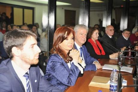 Cristina Kirchner atrapada en el ojo de la tormenta