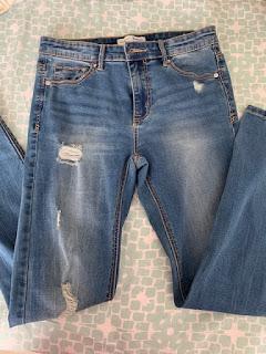 Algunas compritas en rebajas de invierno en Lima. (Ideas de moda consciente) Algunas compritas en rebajas de invierno en Lima. (Ideas de moda consciente)