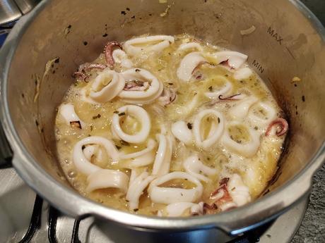 Calamares en su tinta | Receta casera