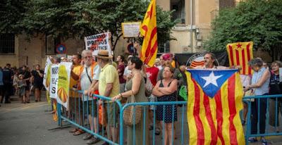 Protesta republicana por las vacaciones de los reyes en el Palacio de Marivent.