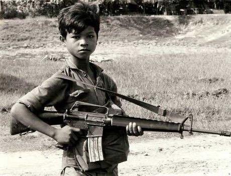 Siguen muriendo en las camas blandas y sin arrepentimiento, los malditos genocidas que nunca debieron haber nacido en el mundo de los vivos Siguen muriendo en las camas blandas y sin arrepentimiento, los malditos genocidas que nunca debieron haber nacido en el mundo de los vivos