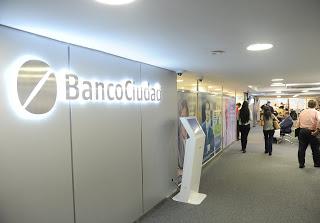 Banco Ciudad con abogados