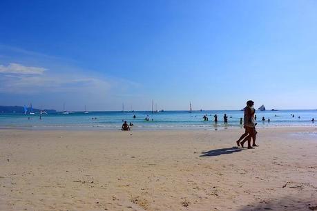 White-beach-Boracay ▷ Comenta sobre Cómo viajar a Filipinas con un Tween por Juan Carlos