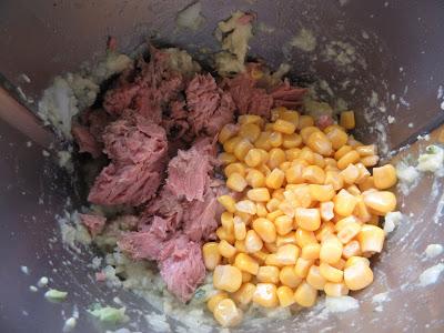 Aguacates rellenos de atún Thermomix