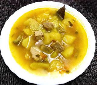 PATATAS GUISADAS CON ATÚN FRESCO