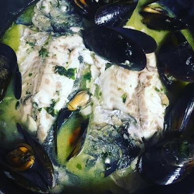 Playa - Noches Sin Dormir - Vacaciones - Modo Verano y receta!! doradas-mejillones-salsa-verde