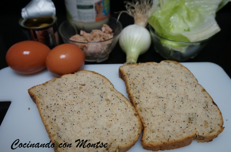 Sándwich con atún y huevo Sándwich con atún y huevo
