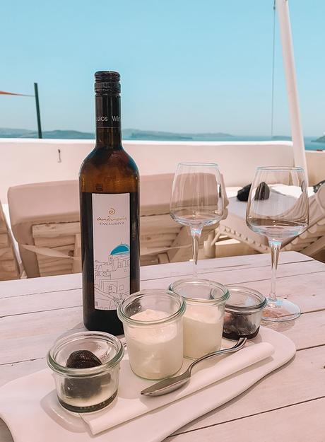 santorini-greece-wine ▷ Alojarse en el Andronis Boutique Hotel en Santorini