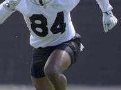 Antonio Brown amenaza retirarse puede usar casco preferido